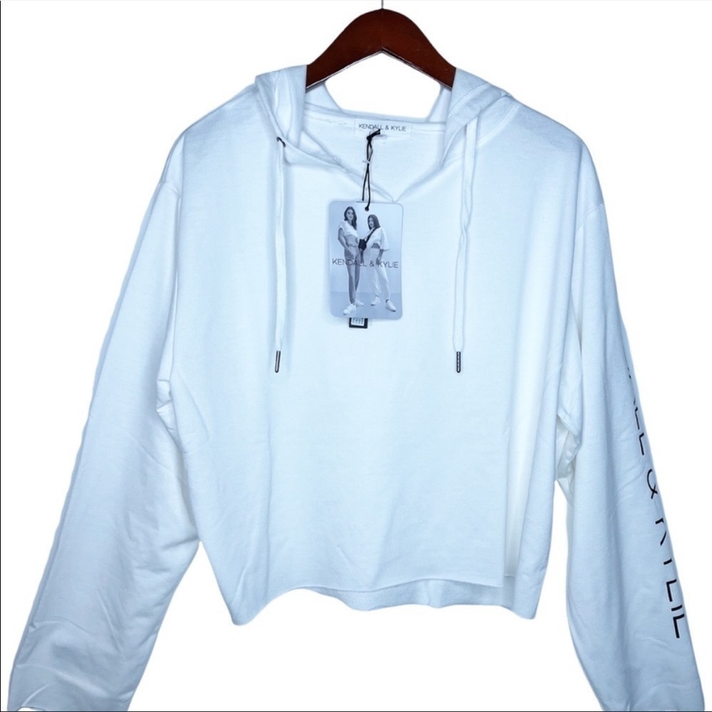 KENDALL & KYLIE NWT Hooded Cropped Raw Edge Logo Sweatshirt Top Size XL in White